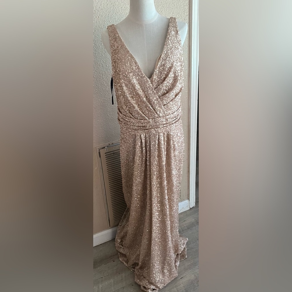 Bridesmaid dress, size 20 fits like 18
